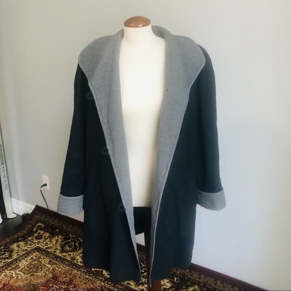 Wool coat - Picture 1 of 5